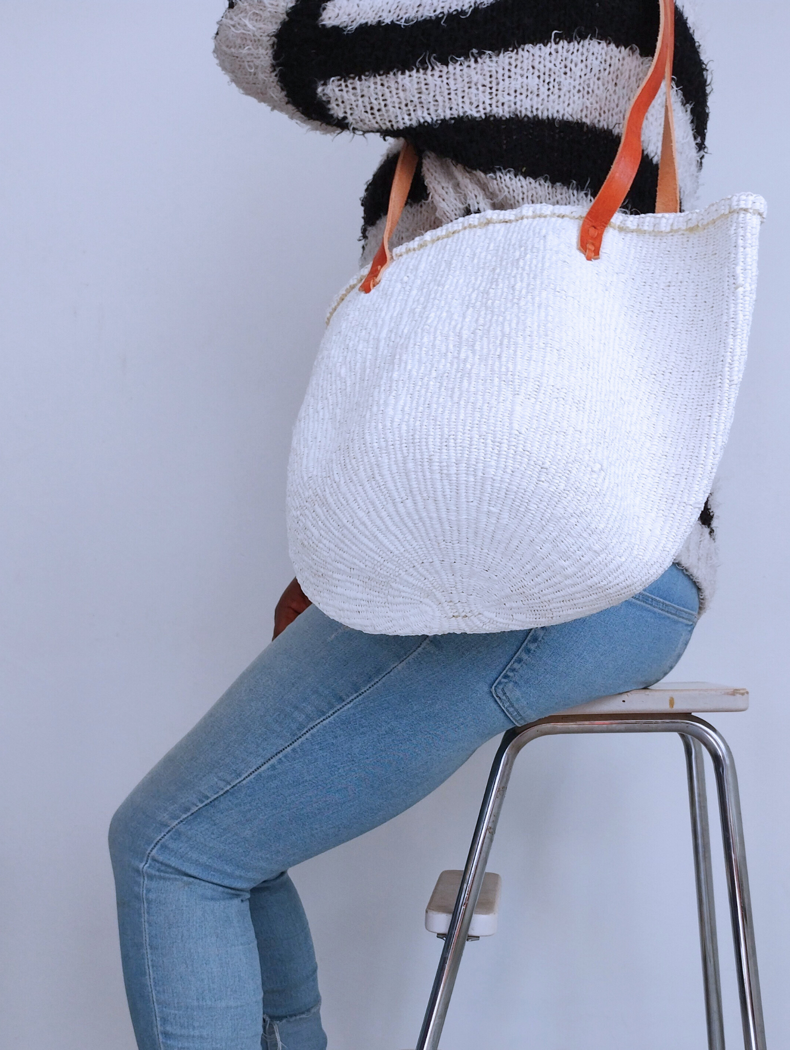 Boho shoulder bag sisal recycled plastic white minimal Nordic handmade Kenya — Nokupa